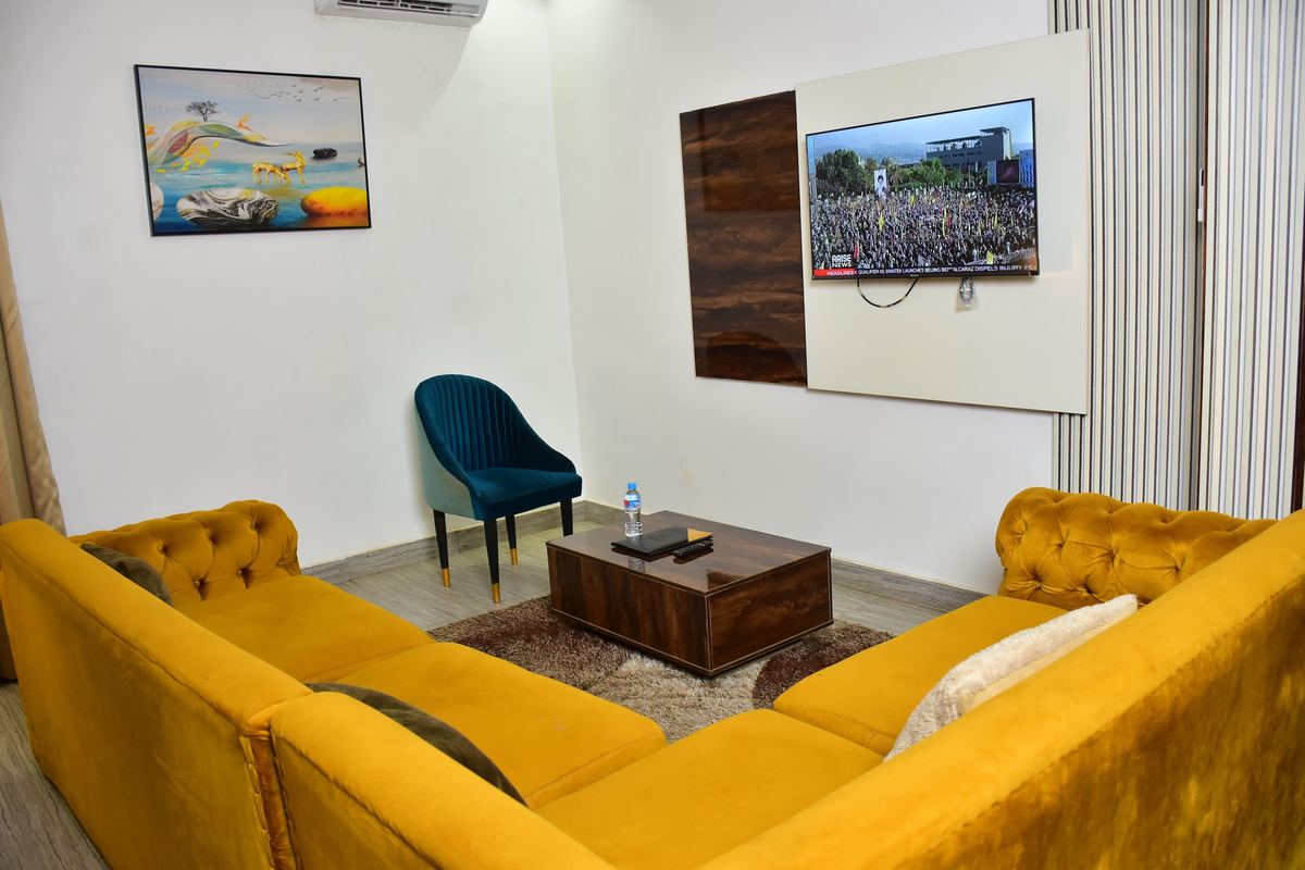 Diplomatic Suite
